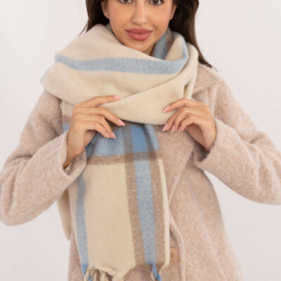 Shawl model 202570 AT