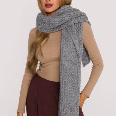 Shawl model 219550 Moe