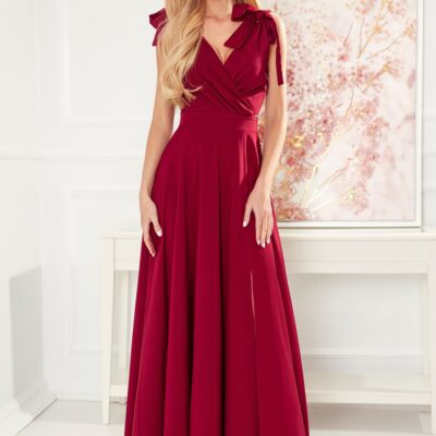 Long dress model 175009 Numoco