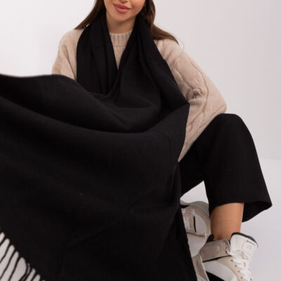 Shawl model 185891 AT