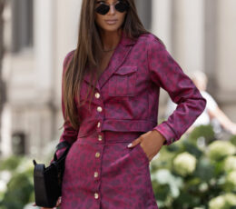 Set model red - Attitude is a Choice