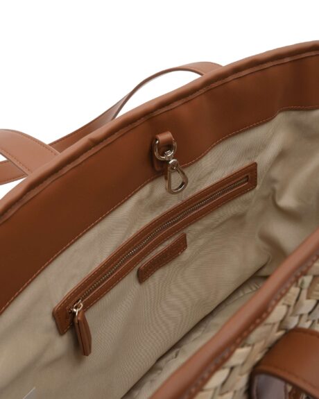 p-103613-valentino-womens-shoulder-bag-vbg90o01-f29-267771001