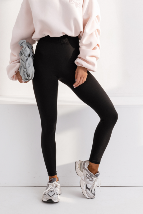 AVI Leggings - Black